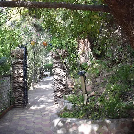 Casa Rural Porta Del Cel Country house *